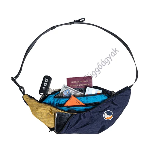 Ticket to the Moon övtáska - black